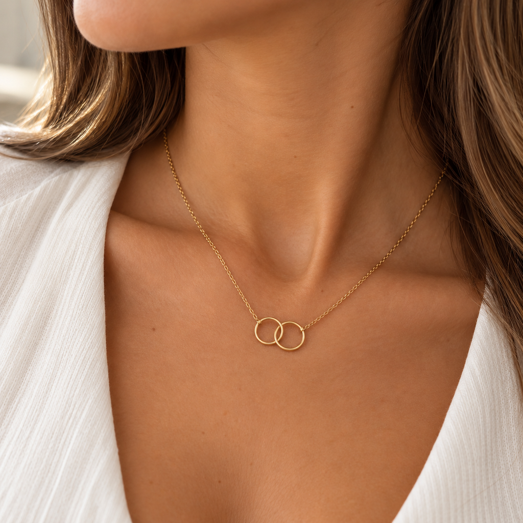 Colgante de Oro 9K con Dos Aros Entrelazados